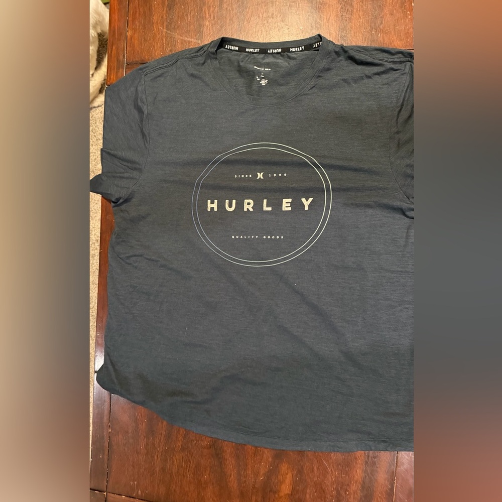 Hurley Men's Dark Gray T-Shirt